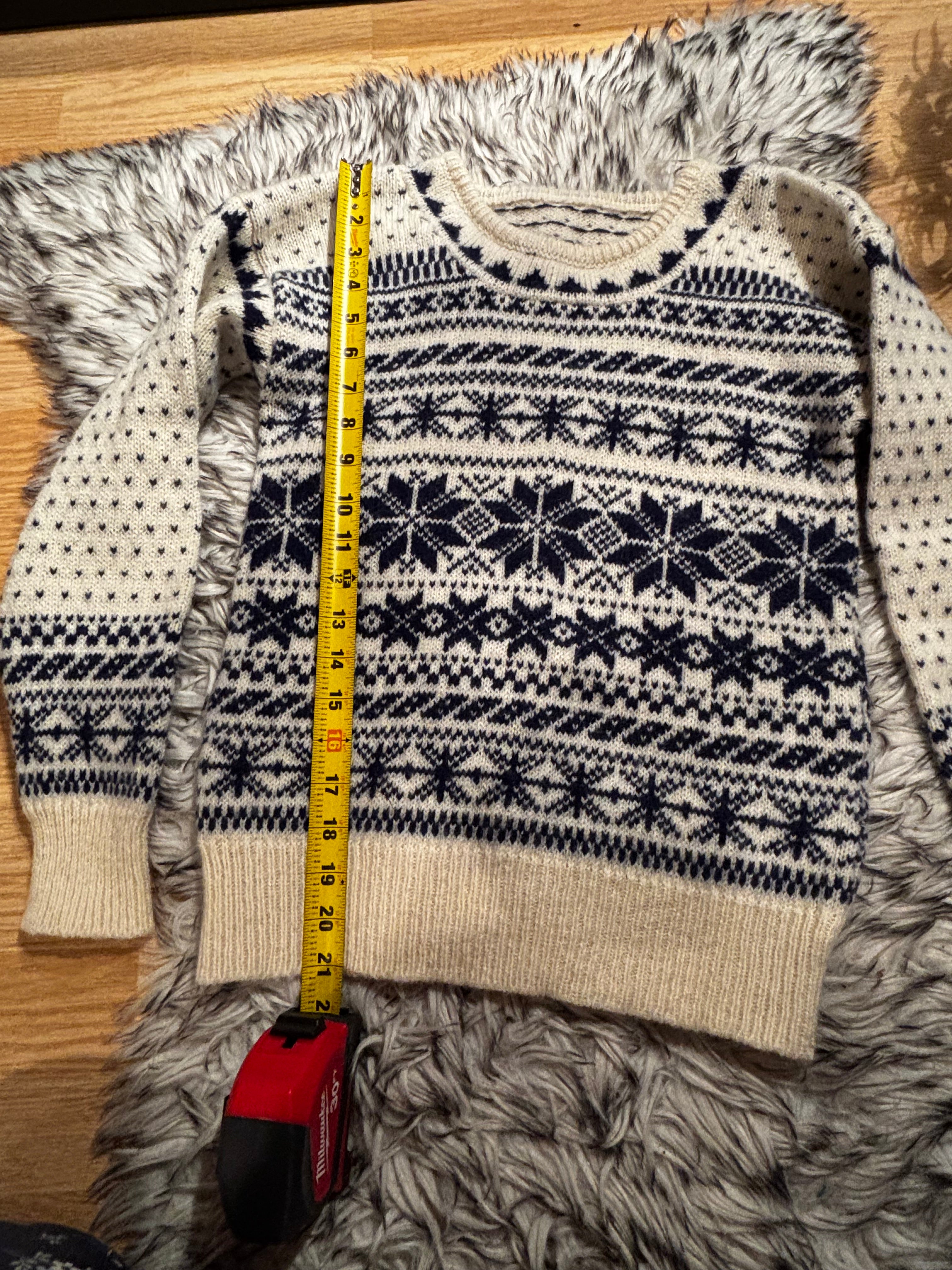 ♡︎. Vintage Nordic Wool Sweater S